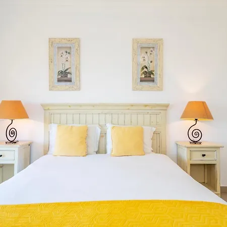Casa Azul 2 Bedroom Vila With Ocean View Quinta De Sao Roque 펜션 *